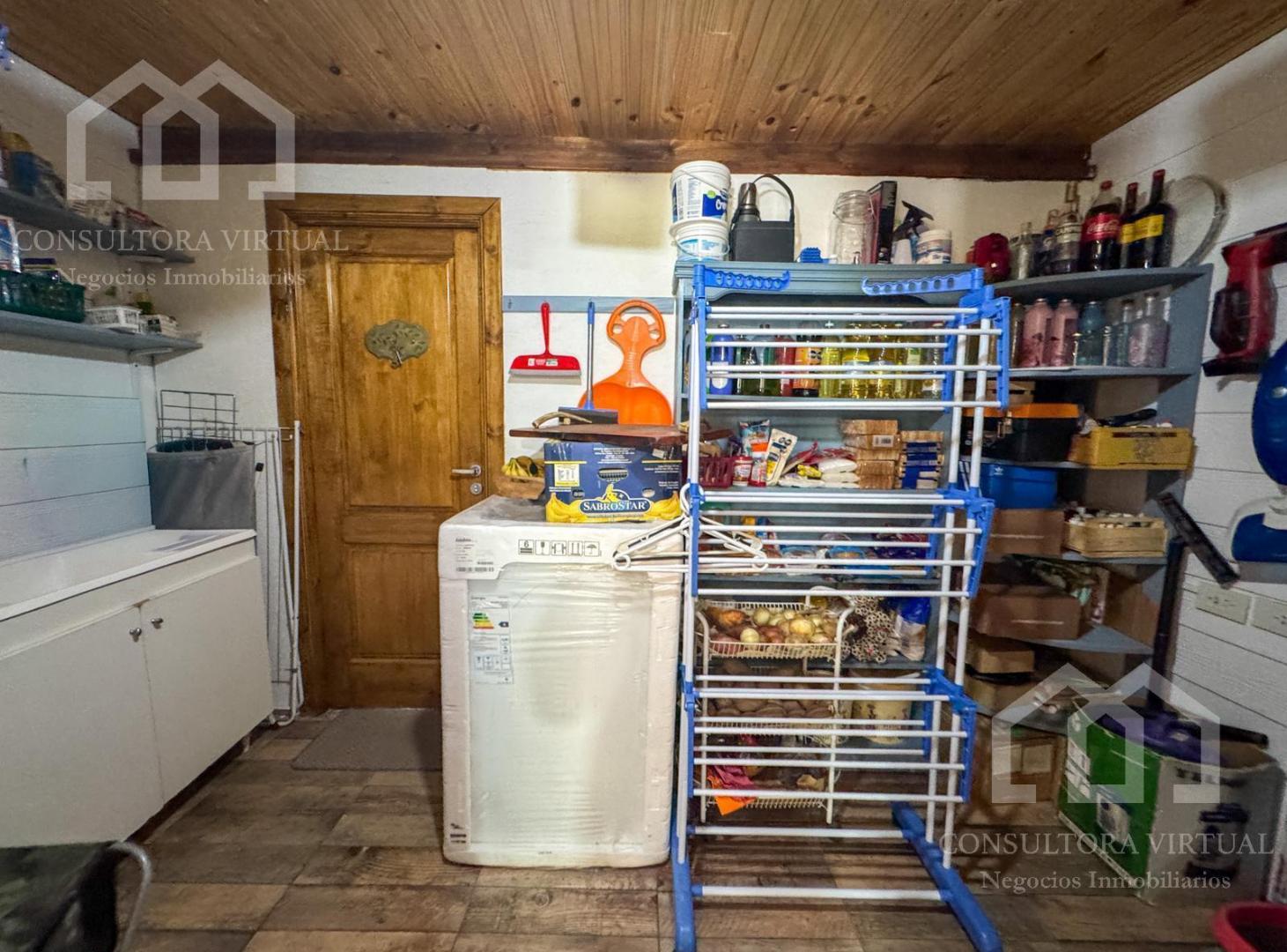 Foto de Venta Casa en Barrio Del Cipres, imagen 4