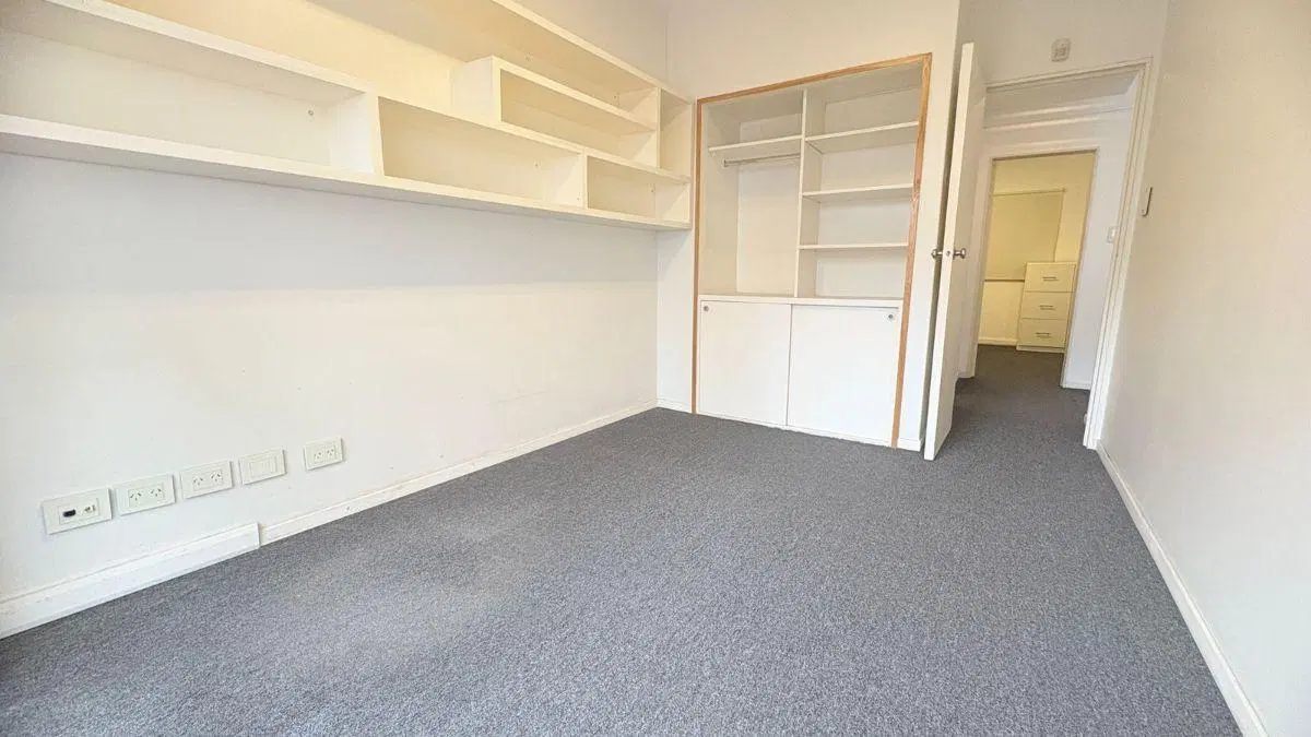 ALQUILER – DEPARTAMENTO 3 AMBIENTES CON BALCÓN TERRAZA – APTO PROFESIONAL 2