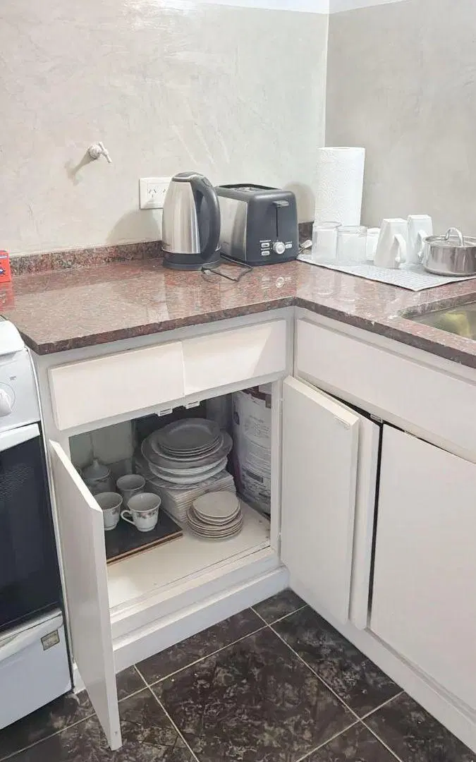 Alquiler – Monoambiente amoblado en la Zona Más Exclusiva de Retiro – Suipacha y Arroyo 8