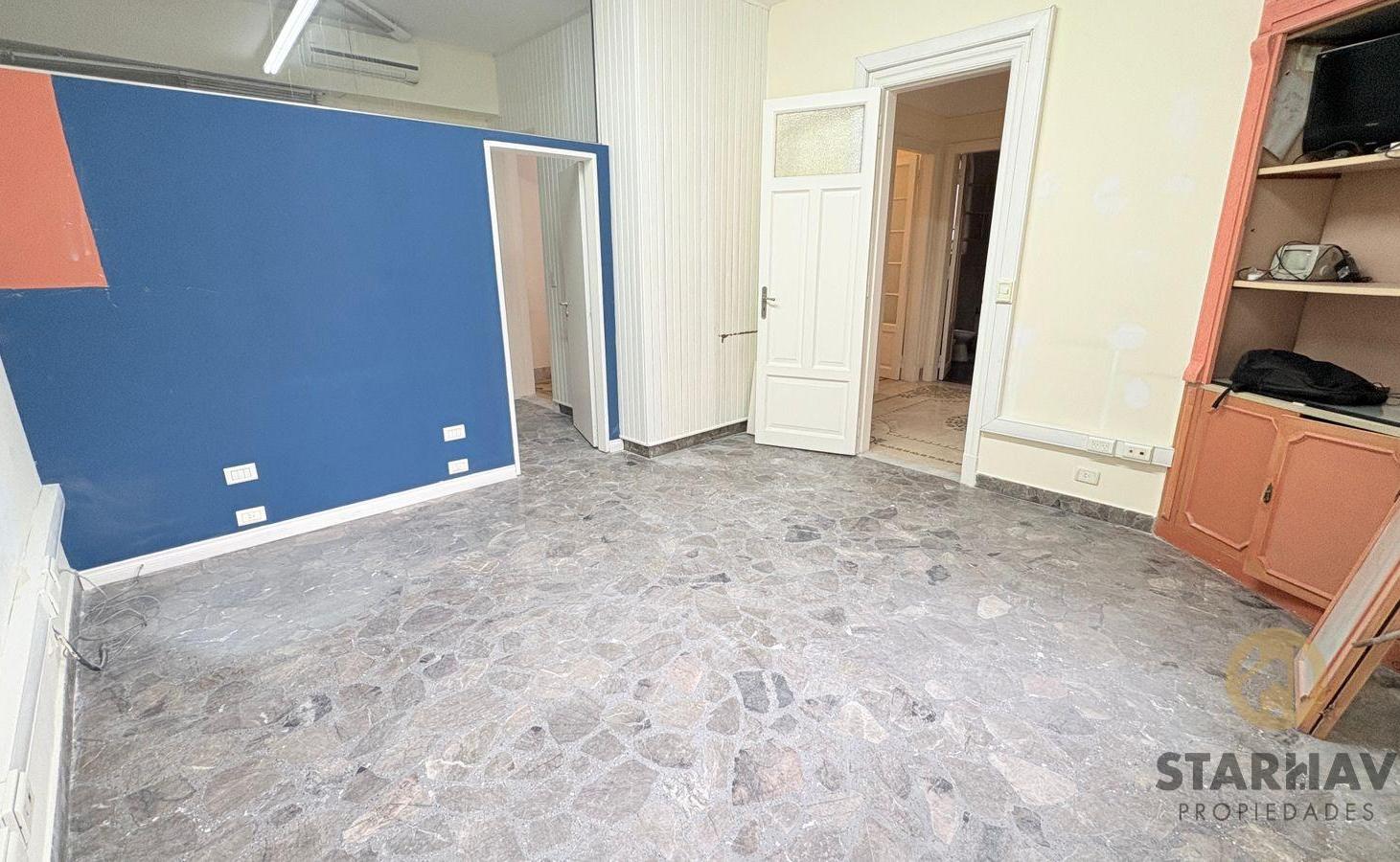 Foto de ALQUILER | Exclusiva oficina - consultorio de 100 m² de época y, imagen 4