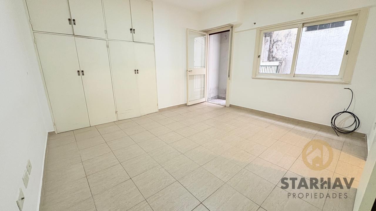 Foto de MONOAMBIENTE APTO PROFESIONAL EN ALQUILER – BALCÓN – 1 CUADRA DEL SUBTE, imagen 1