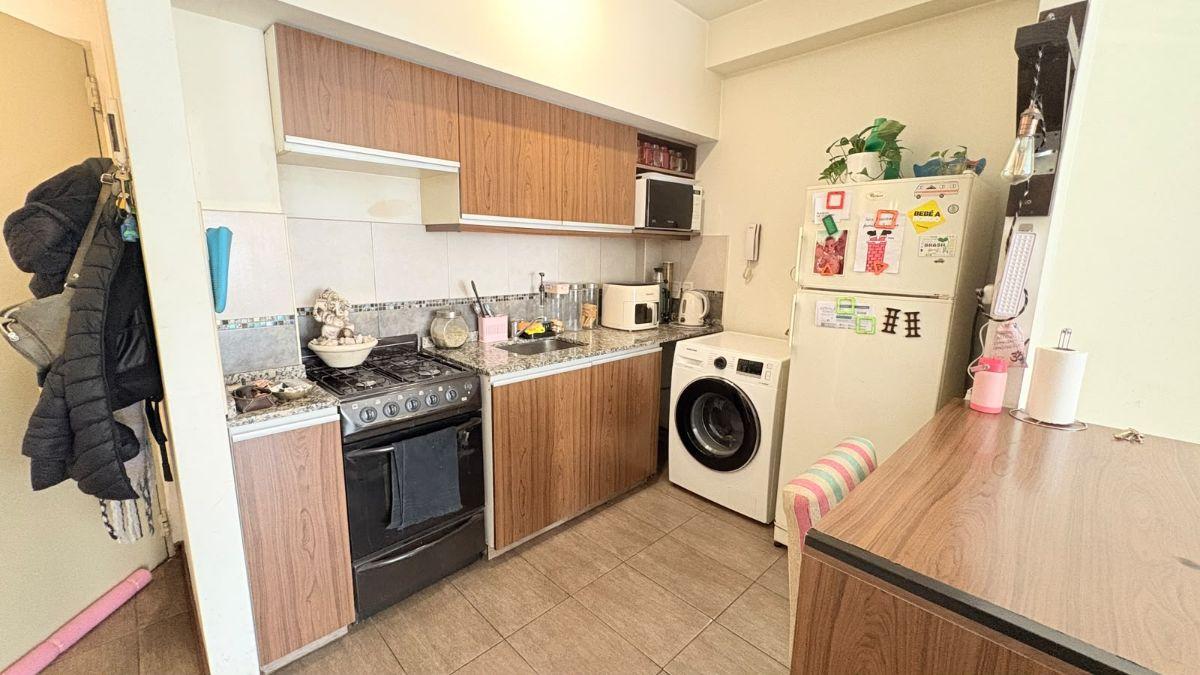 Foto de MONOAMBIENTE EN VENTA – MUY LUMINOSO – APTO PROFESIONAL - BAULERA, imagen 5