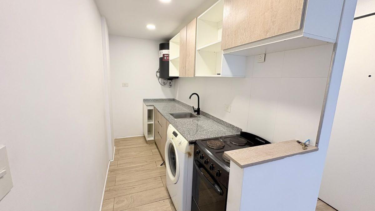 Foto de 2 AMBIENTES EN VENTA – 40 M² – GRAN BALCÓN – PISCINA Y PARRILLA, imagen 5