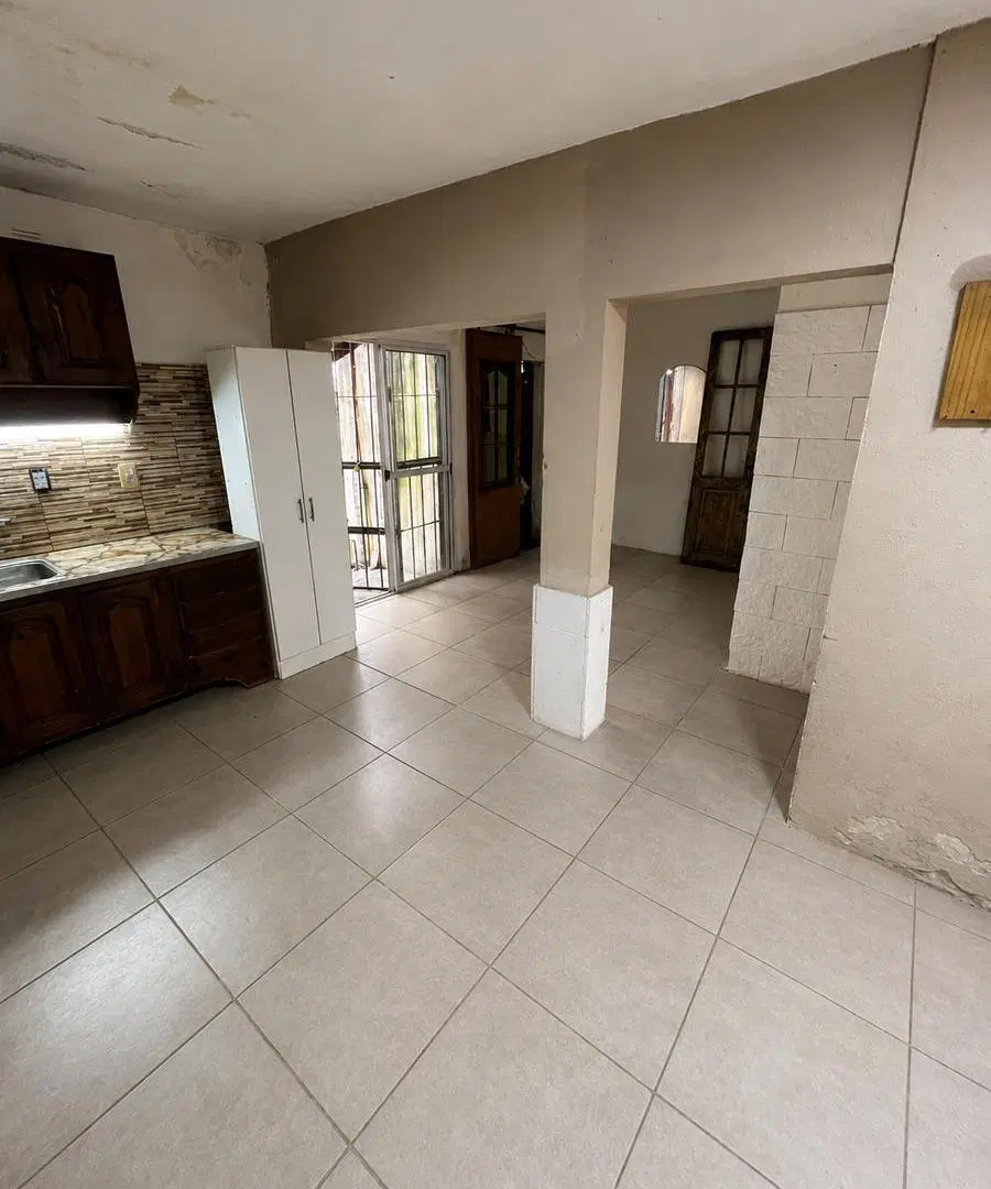 Casa con galpón en Tigre 5