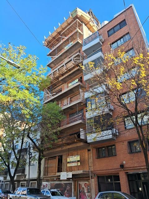 Monoambiente Al Frente con Balcón. 1