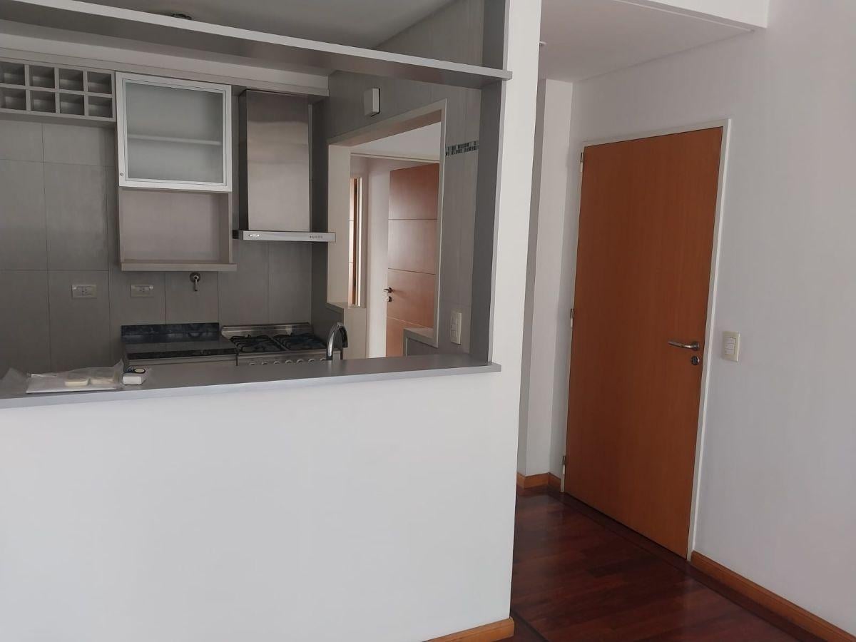 Foto de EXCELENTE SEMIPISO DE 2 AMBIENTES CON COCHERA, imagen 3