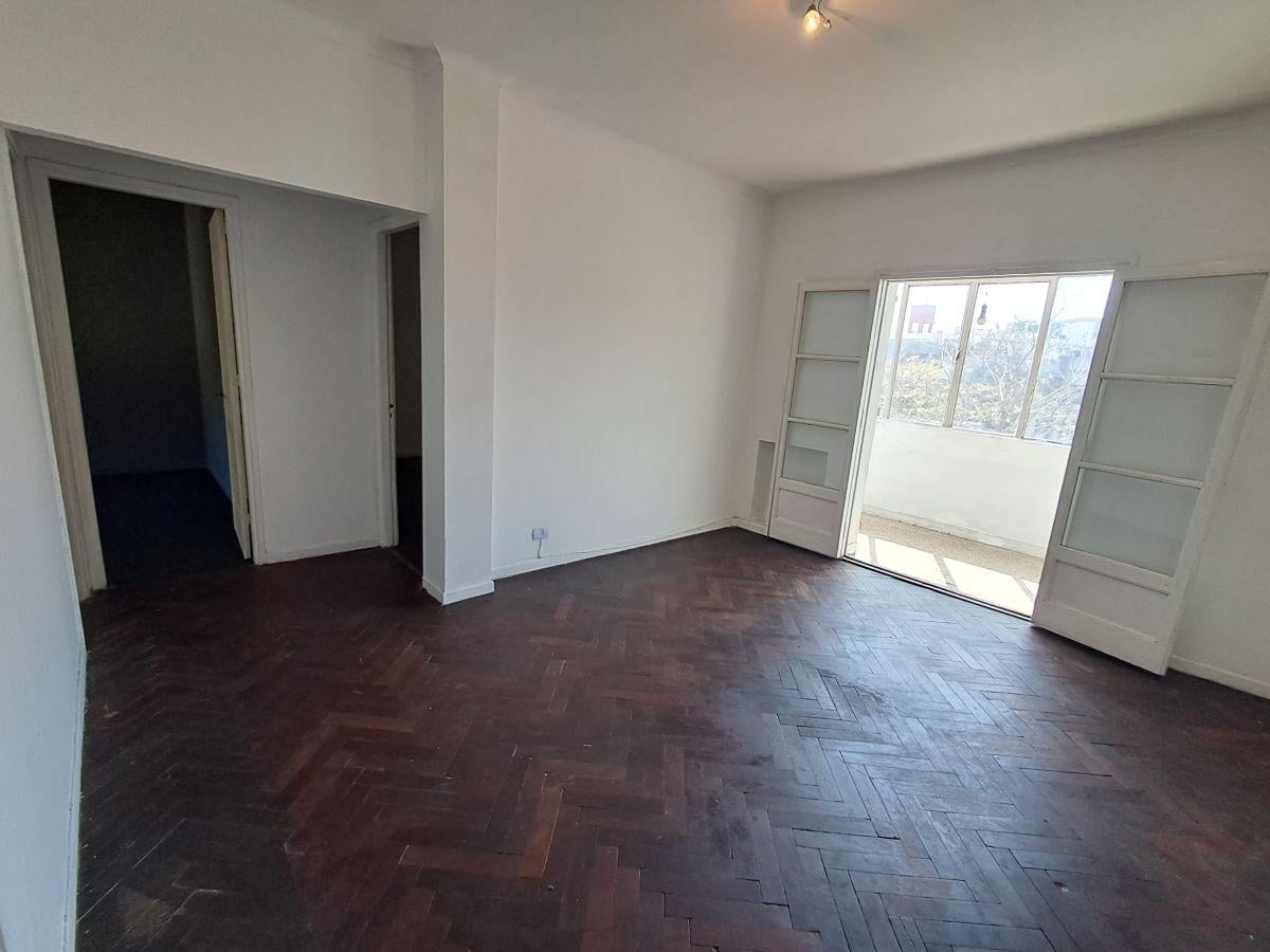 Foto de Departamento de 3 Ambientes al Frente - Bajas Expensas, imagen 2