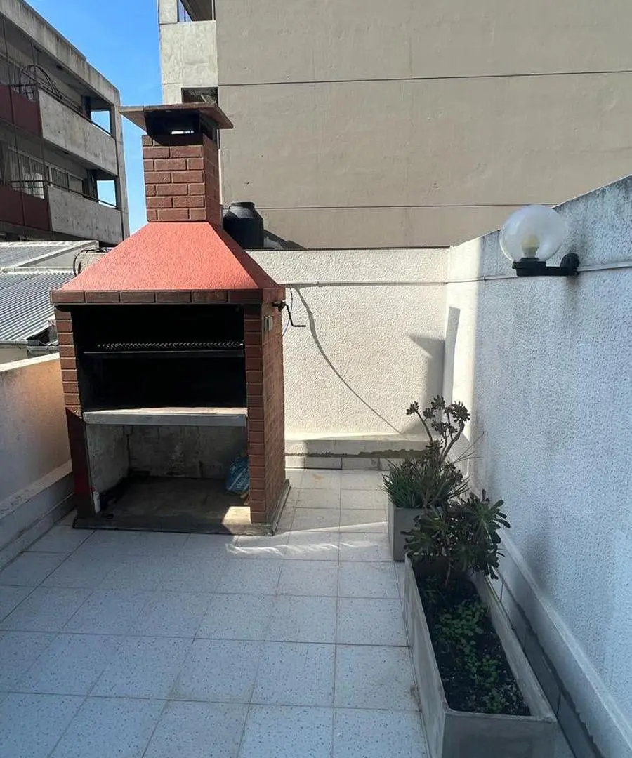 Departamento 2 Ambientes con terraza privada y parrilla, Pileta, seguridad y amenities 5