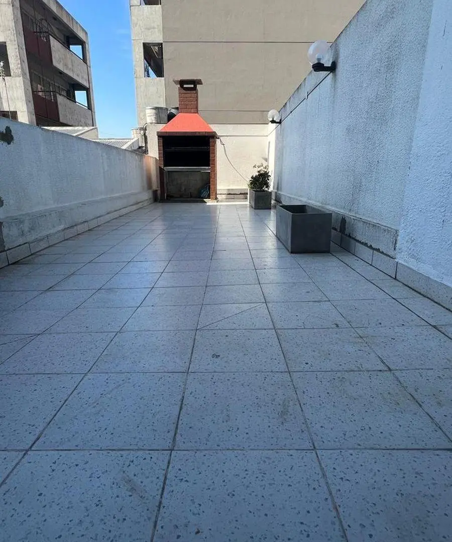 Departamento 2 Ambientes con terraza privada y parrilla, Pileta, seguridad y amenities 2