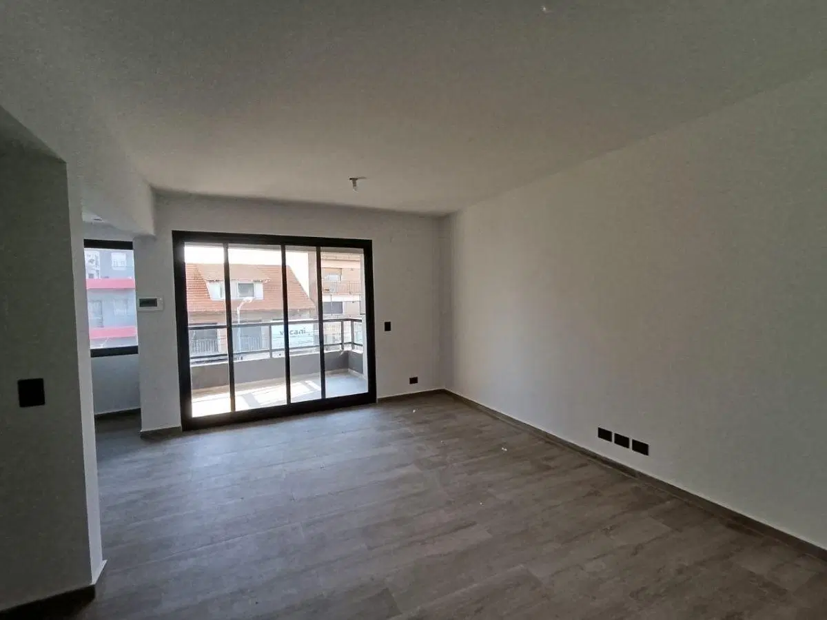Moderno 2 Ambientes al Frente con Parrilla en Av. Perón al 3400 – Victoria, San Fernando 2