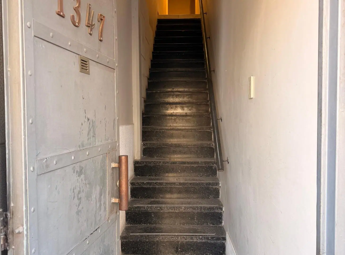 LOFT EN PLANTA ALTA - SIN EXPENSAS 2