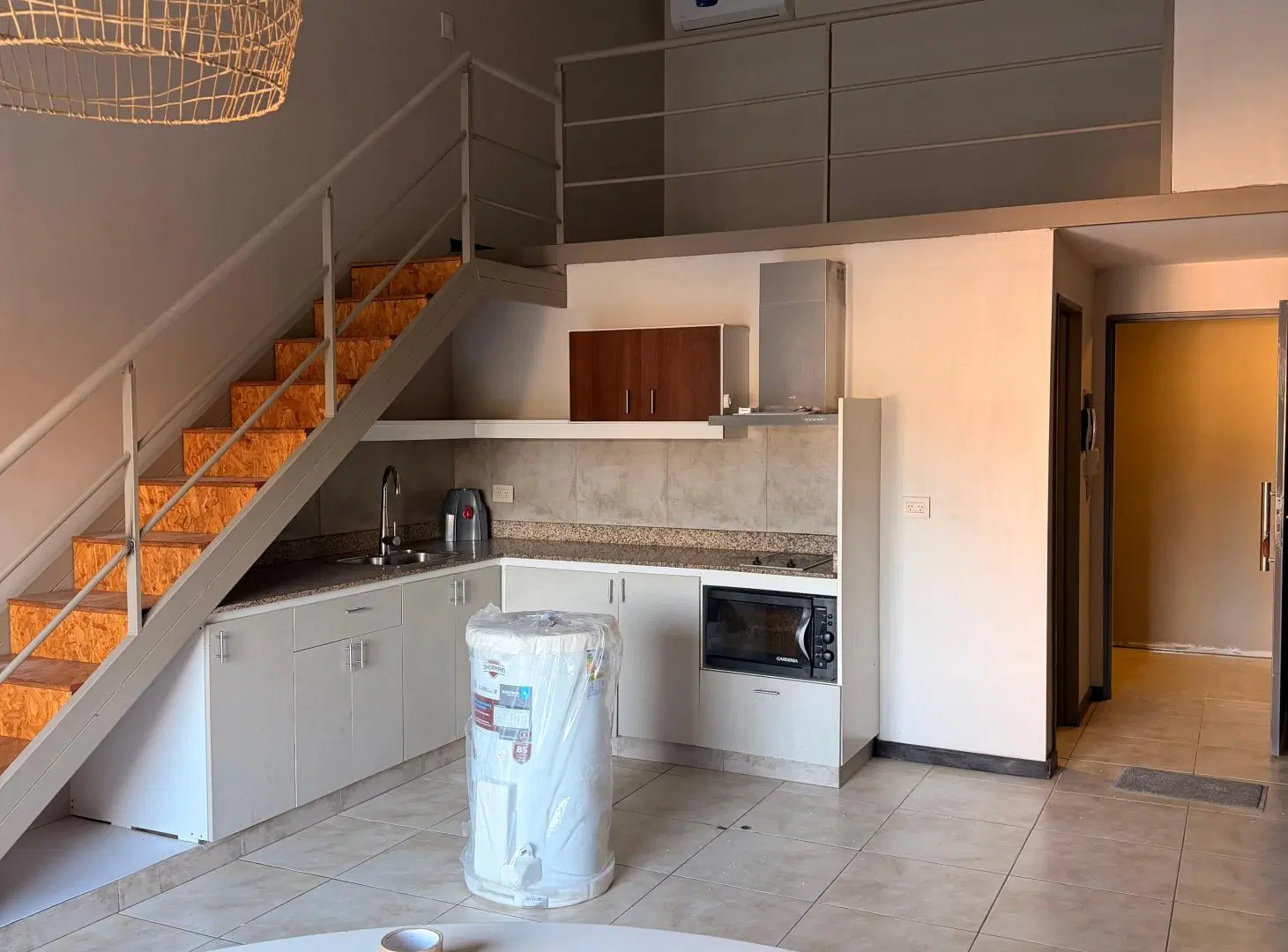 LOFT EN PLANTA ALTA - SIN EXPENSAS 8