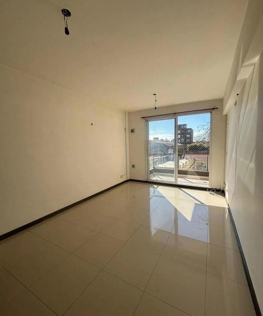 Foto de Amplio Departamento 2 Ambientes, imagen 1