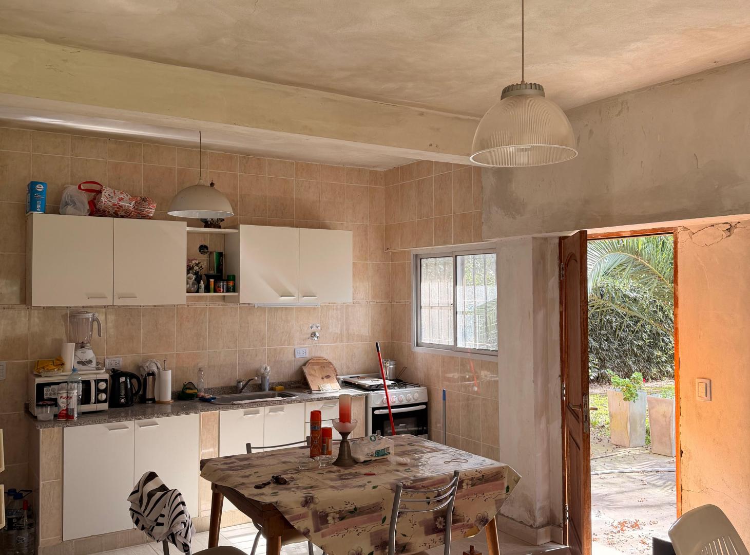 Foto de Lote de 1.600 m² con Pileta y Propiedad de 30m2 cub. - Maquinista, imagen 4