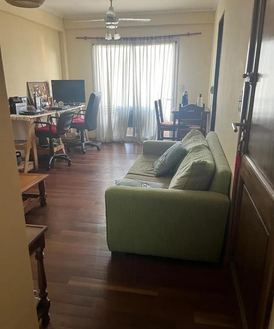 Foto de Luminoso y cómodo departamento 2 ambientes cochera y baulera, en Venta, imagen 2