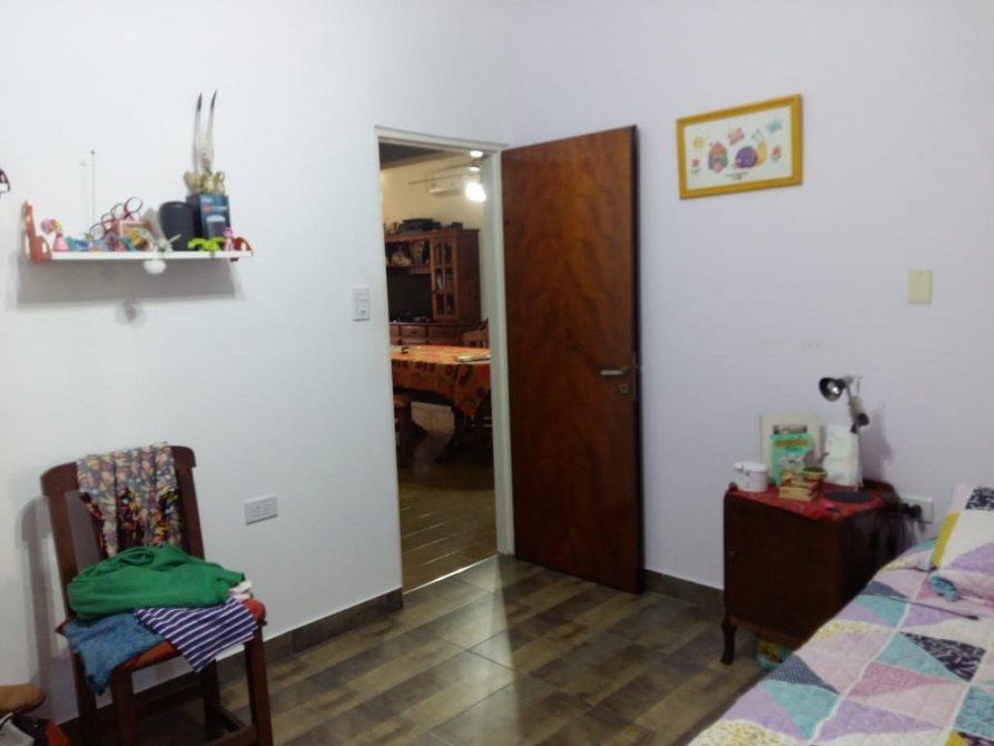 Foto de LOTE CON DOS CASAS CON JARDIN Y COCHERA, imagen 3