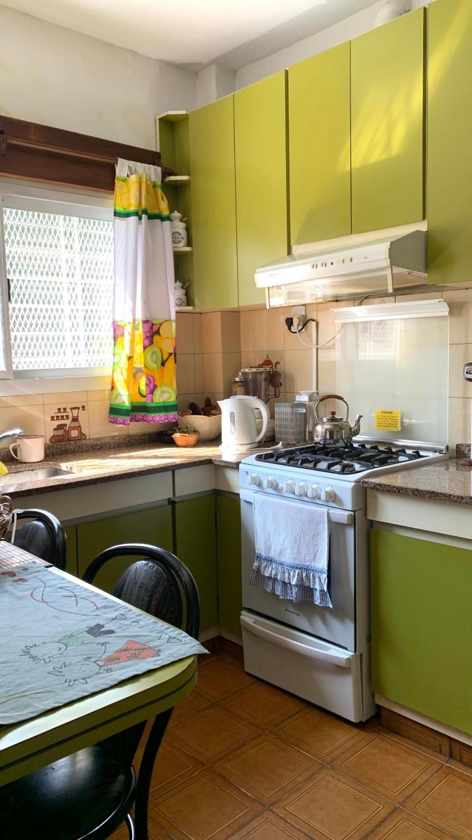Foto de Casa en venta en Temperley – 3 ambientes con jardín y garage, imagen 3