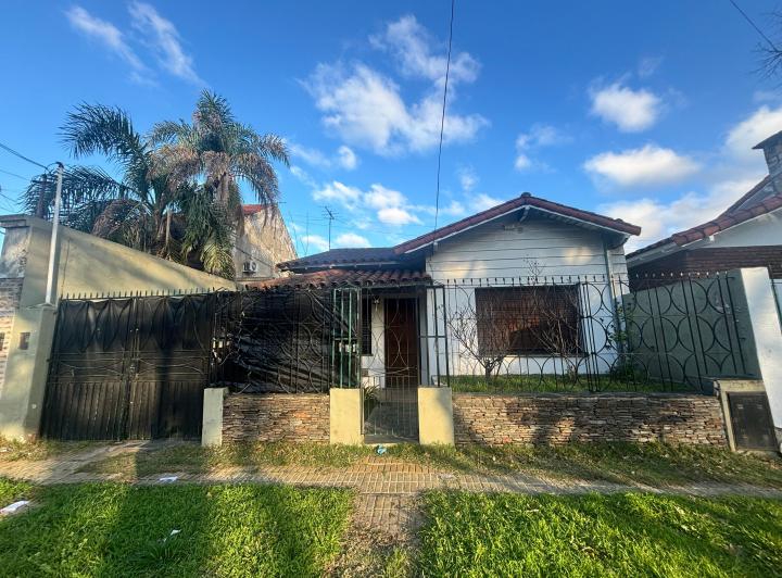 Chalet 3 ambientes en alquiler con garage y jardin 4