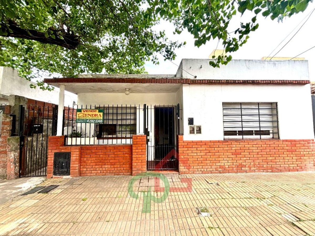 PH AL FRENTE 3 AMBIENTES INDEPENDIENTE CON PATIO