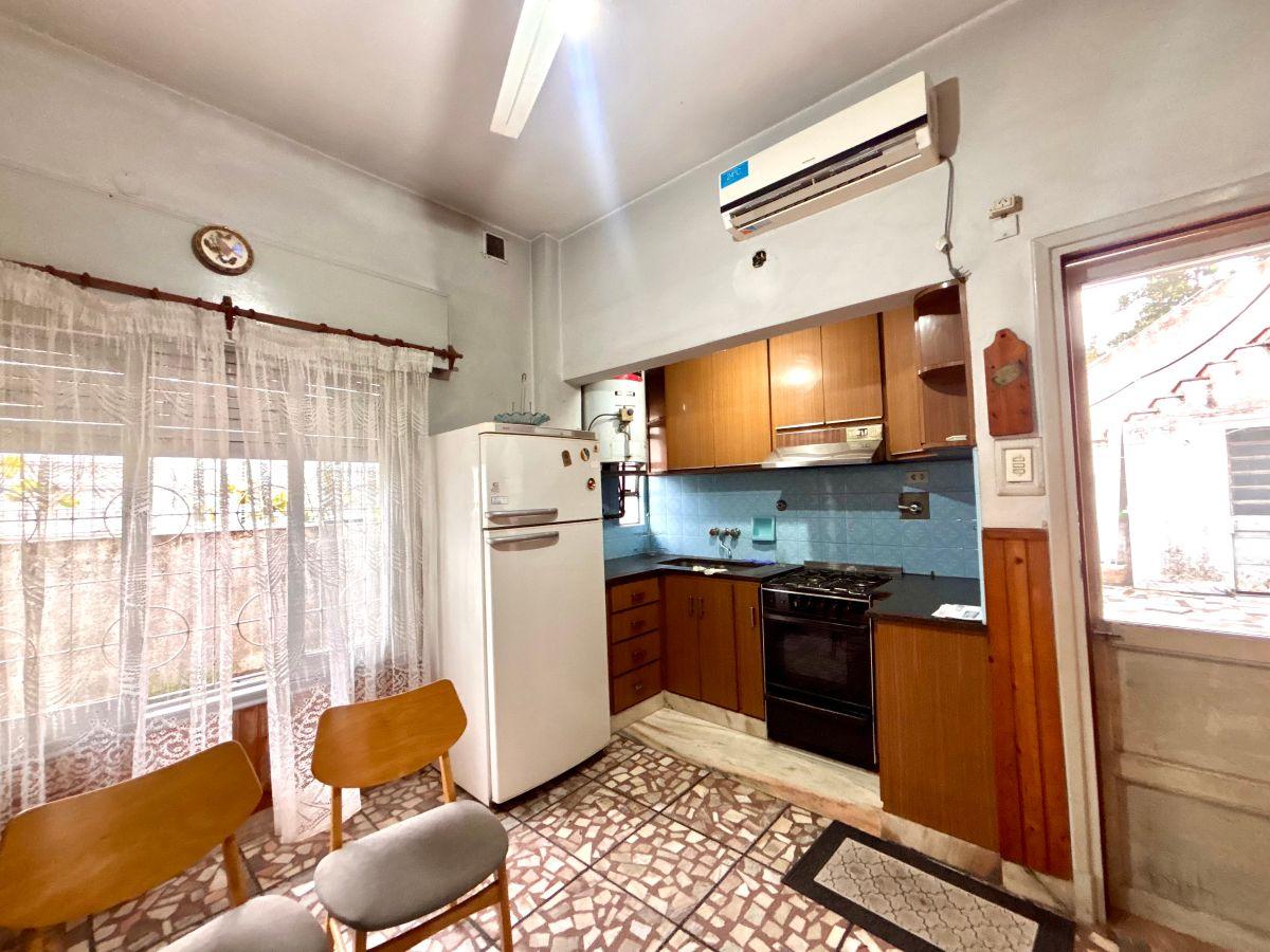 Foto de Casa en Venta con 2 Viviendas,Local, Garage y Patio, imagen 1