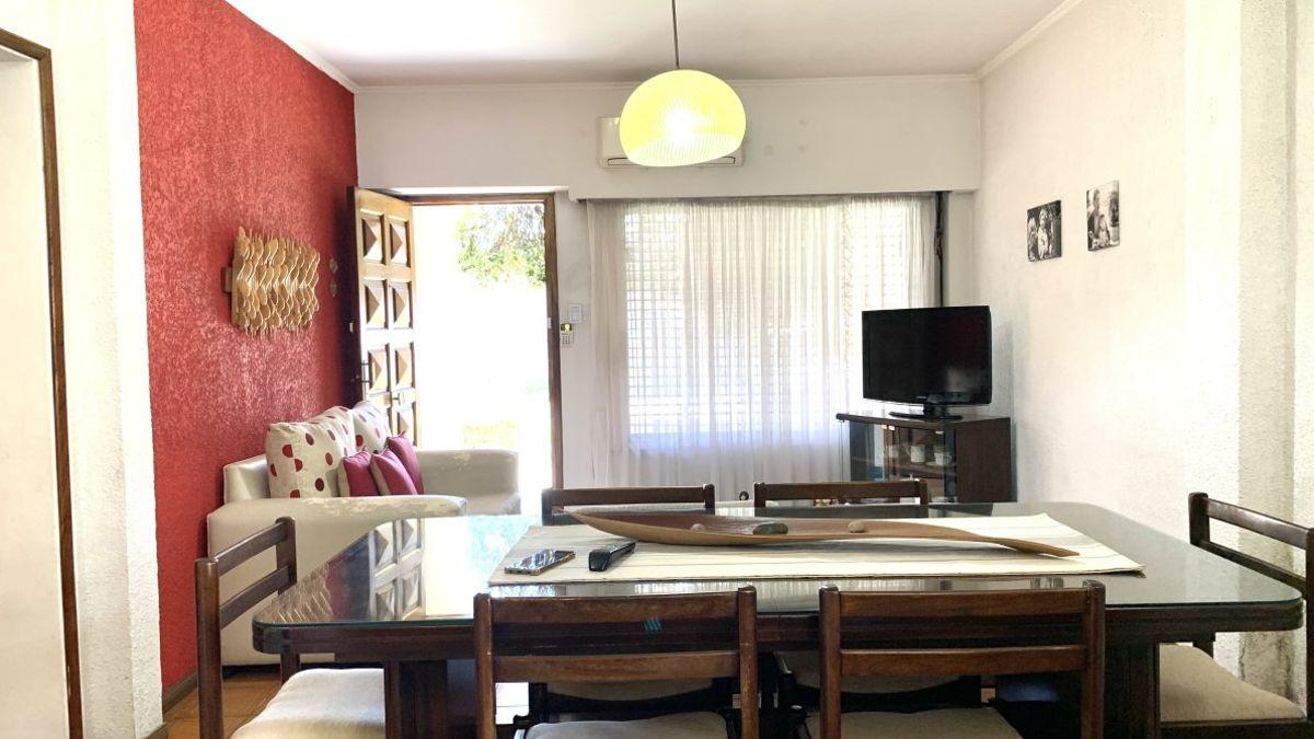 Foto de Casa en venta en Temperley – 3 ambientes con jardín y garage, imagen 1