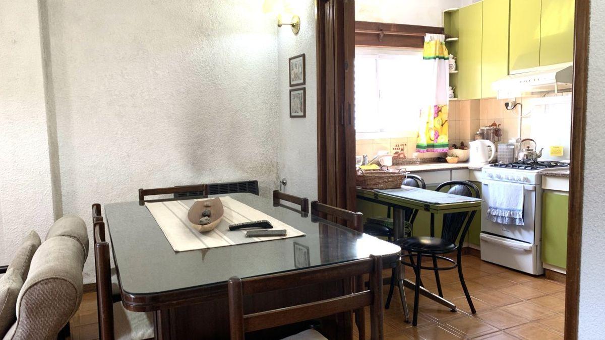 Foto de Casa en venta en Temperley – 3 ambientes con jardín y garage, imagen 2