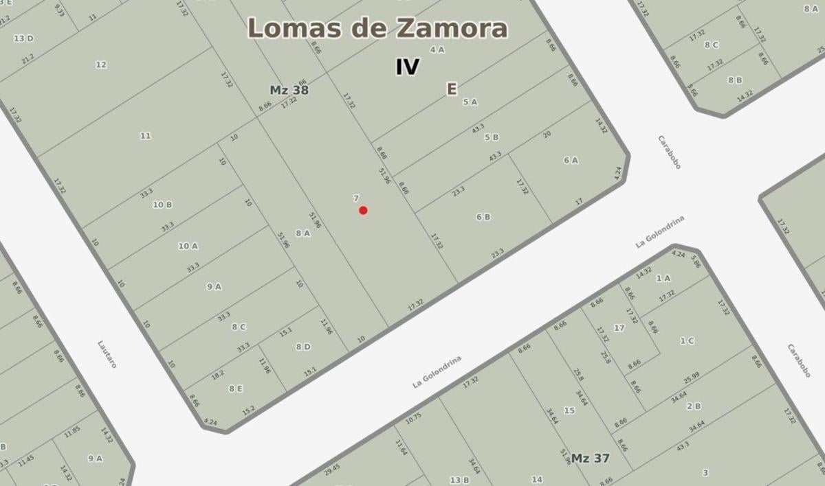 Foto de Casa con Amplio Jardín, Quincho y Piscina en Venta, imagen 3