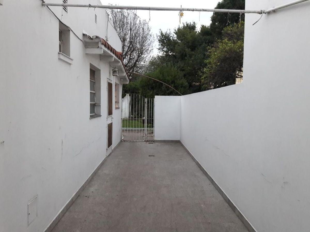 Foto de CASA CON COCHERA EN EXCELENTE ZONA, imagen 4