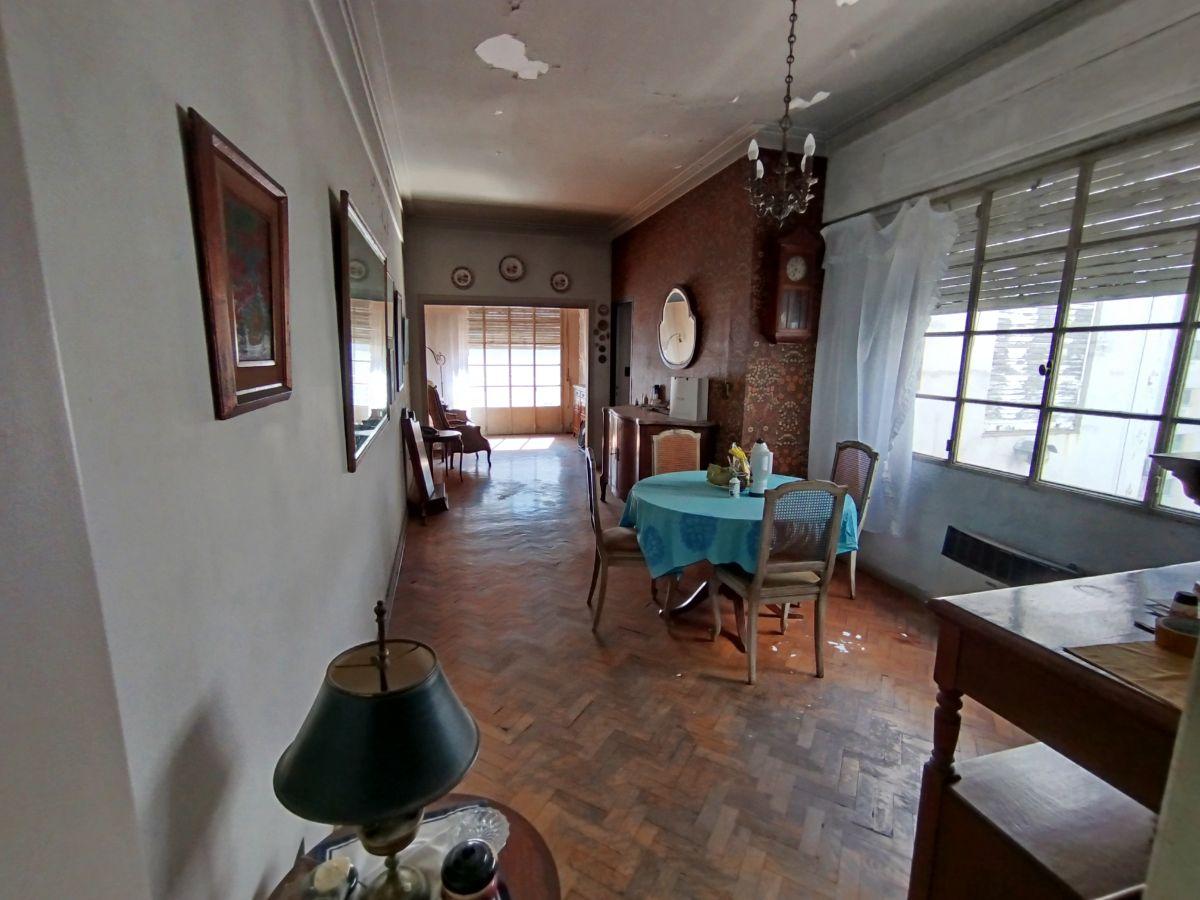 Maipú y Paraguay - Semipiso estilo Racionalista -2 dorm c/dep
