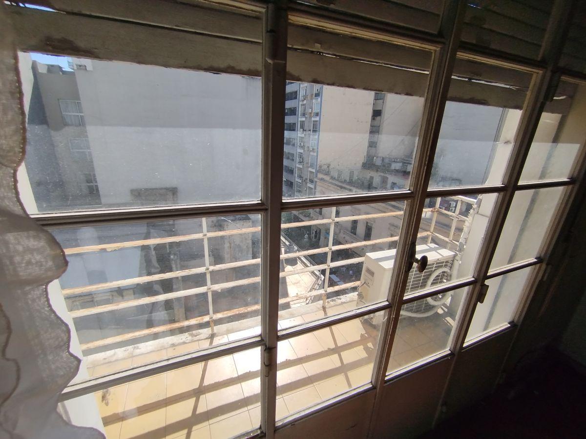 Foto de Maipú y Paraguay - Semipiso estilo Racionalista -2 dorm c/dep, imagen 5