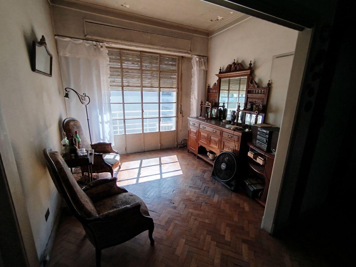 Foto de Maipú y Paraguay - Semipiso estilo Racionalista -2 dorm c/dep, imagen 4
