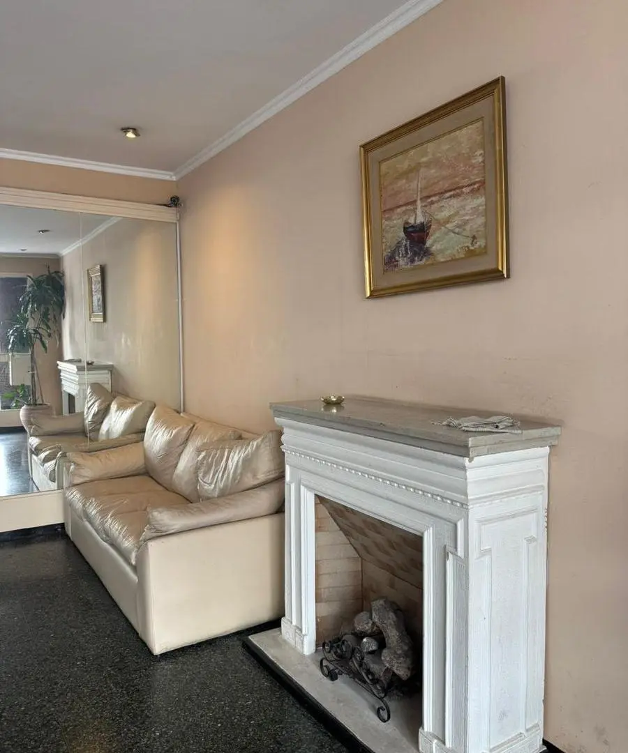 Departamento de 2 ambientes con Patio - Sin Garantia 2
