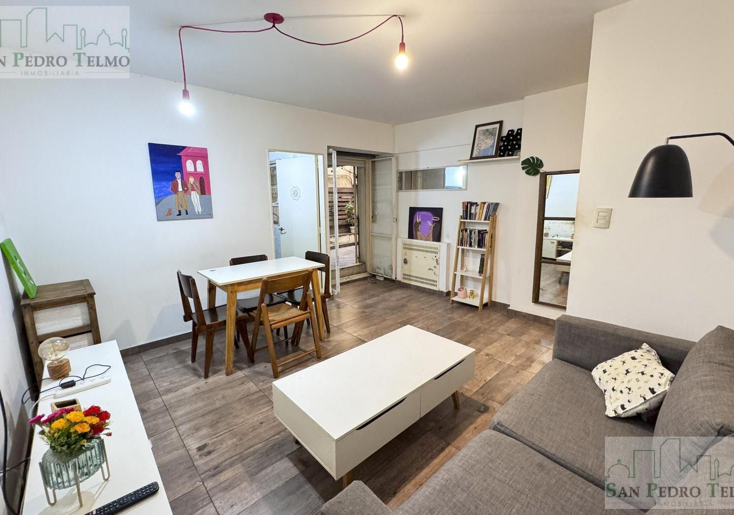 Departamento de 2 ambientes con Patio