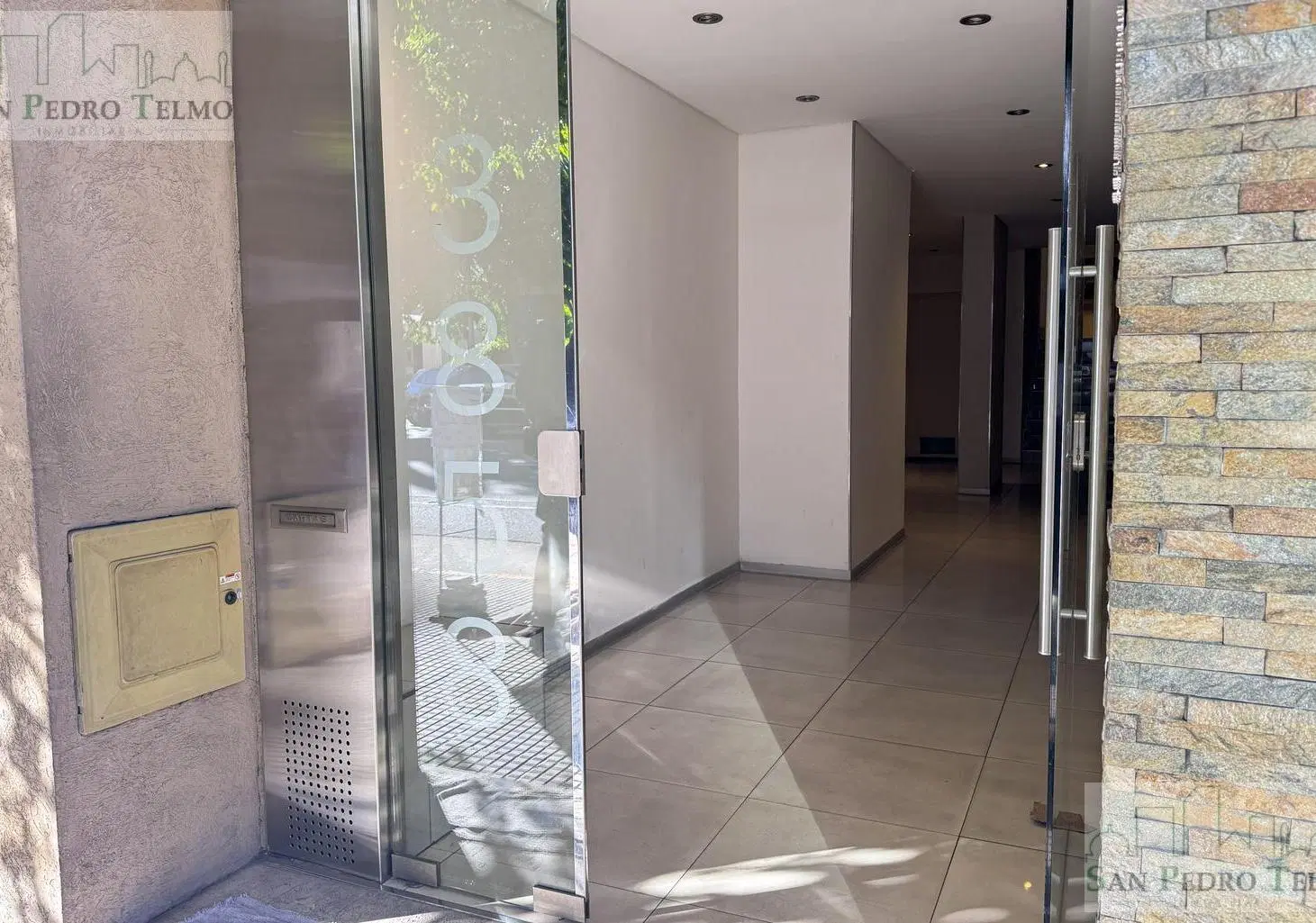 Departamento de 2 ambientes con Patio 3