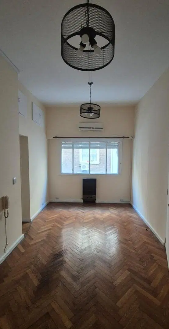 Departamento de 2 ambientes al frente 4