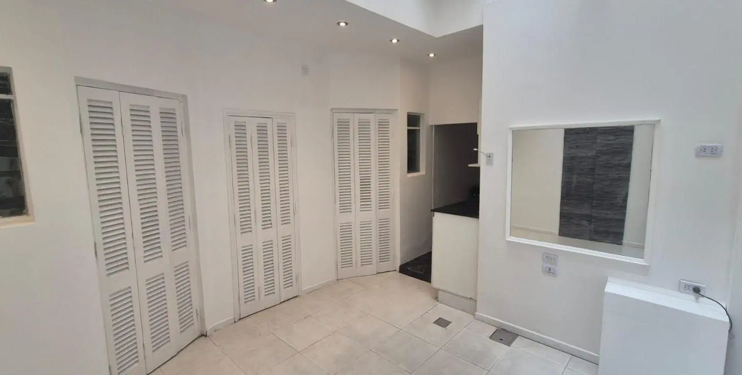 Departamento en P.B con Patio - 3 ambientes 5