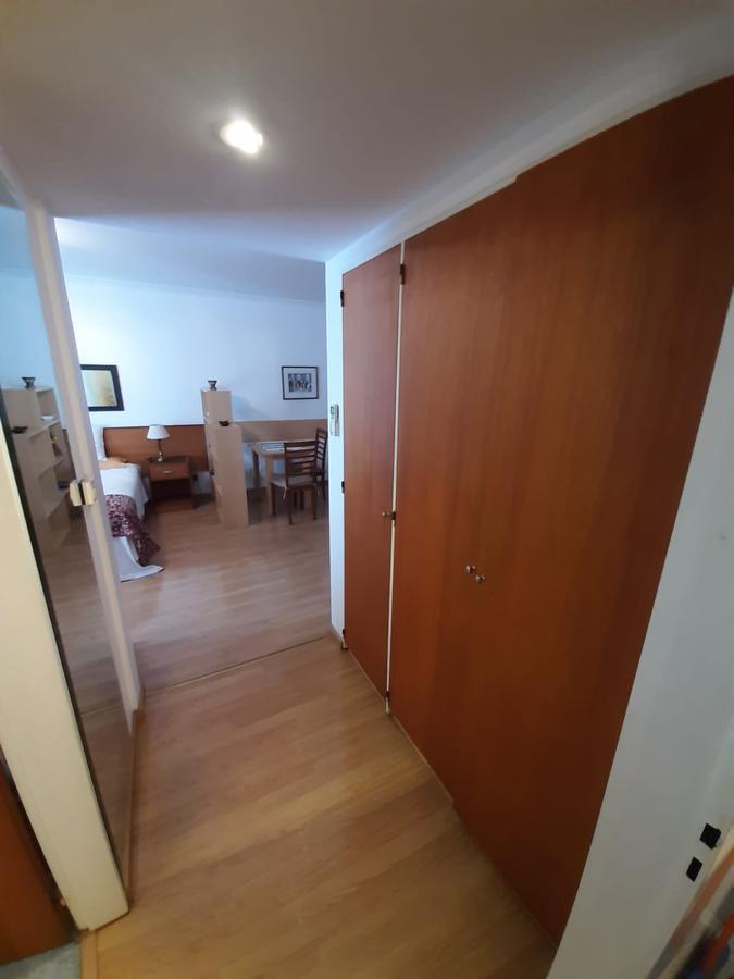 Foto de 1 AMBIENTE - Centro - Sin garantia, imagen 4