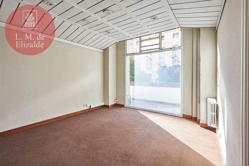 Venta - Excelente Oficina - Diagonal Norte y Esmeralda - Muy Buen Estado 5