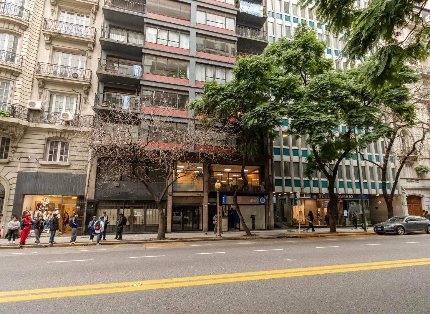 Av. Santa Fé y Esmeralda - 2 dor  y escr - Impecable y súper luminoso - Retiro - Venta 3