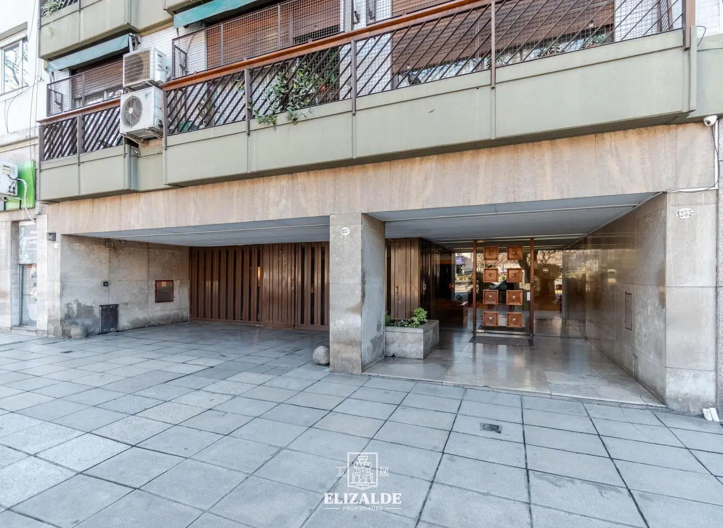 Carlos Pellegrini y Juncal - 3 dor y escr - c/dependencia - Venta - Retiro 4