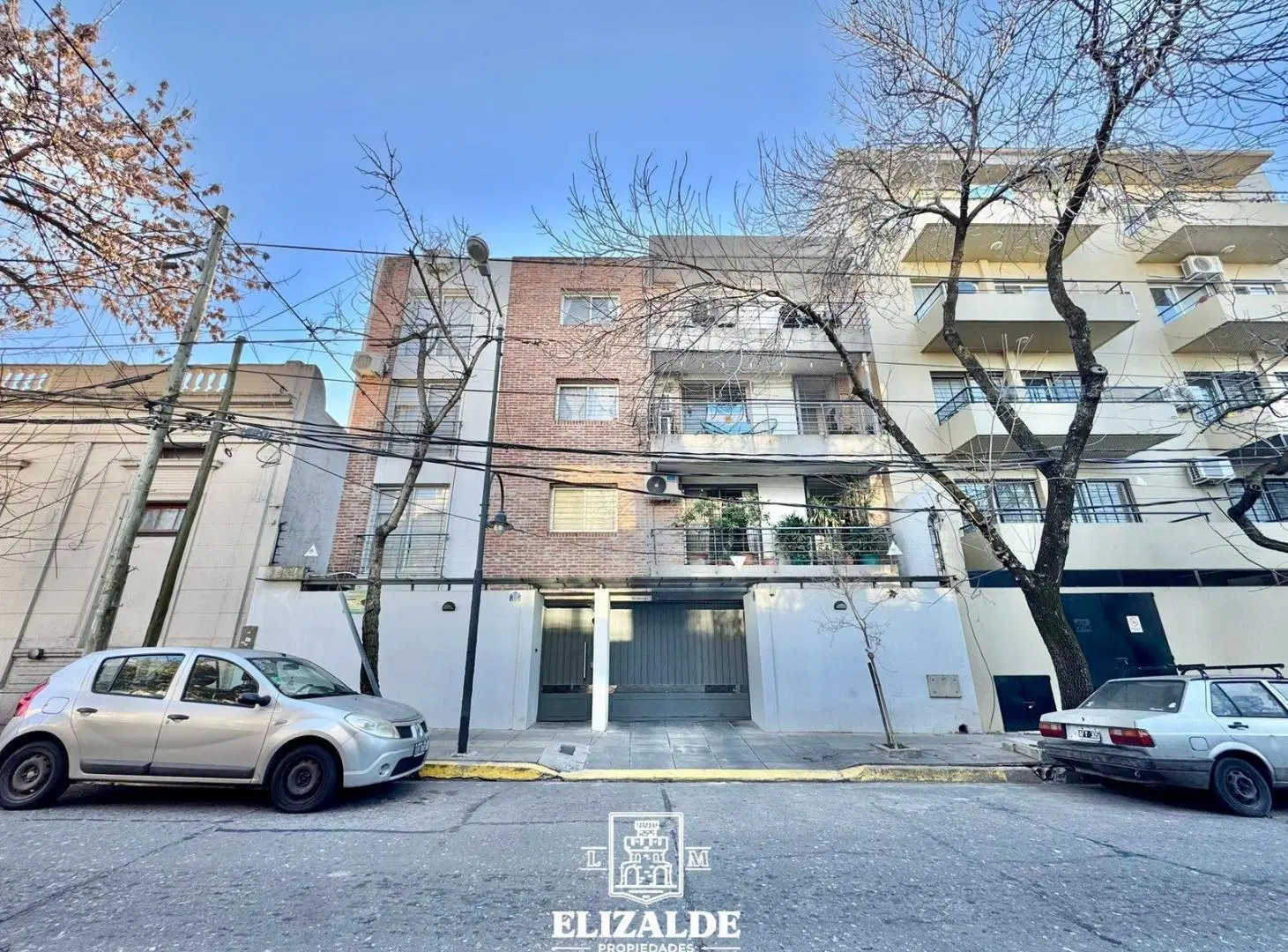 3 de Febrero y Martin Rodriguez - 2 amb con cochera - Venta 4
