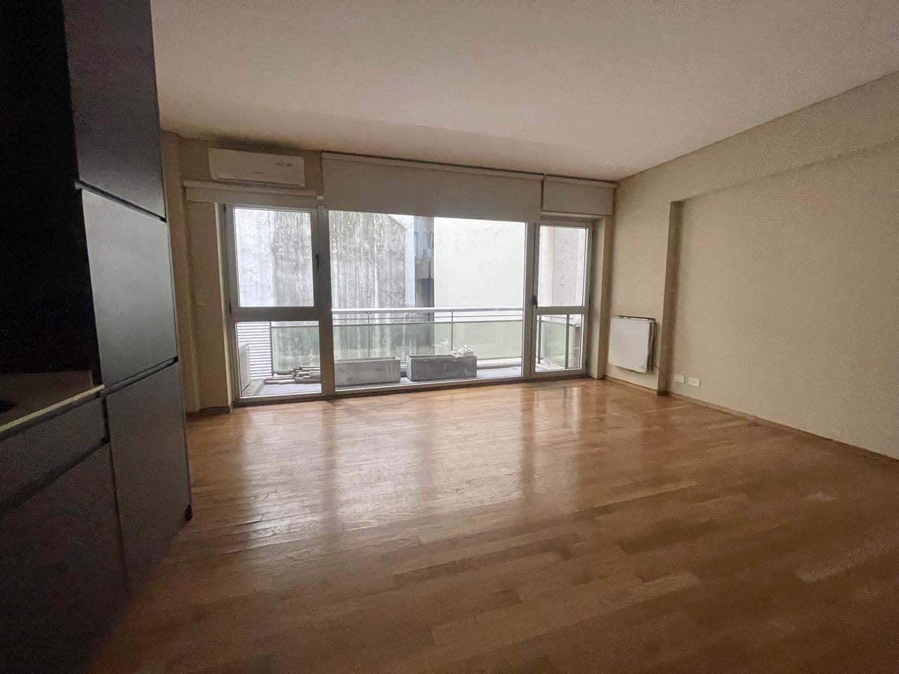Foto de Juncal y Esmeralda - Ideal Inversión - Pileta - Venta, imagen 2
