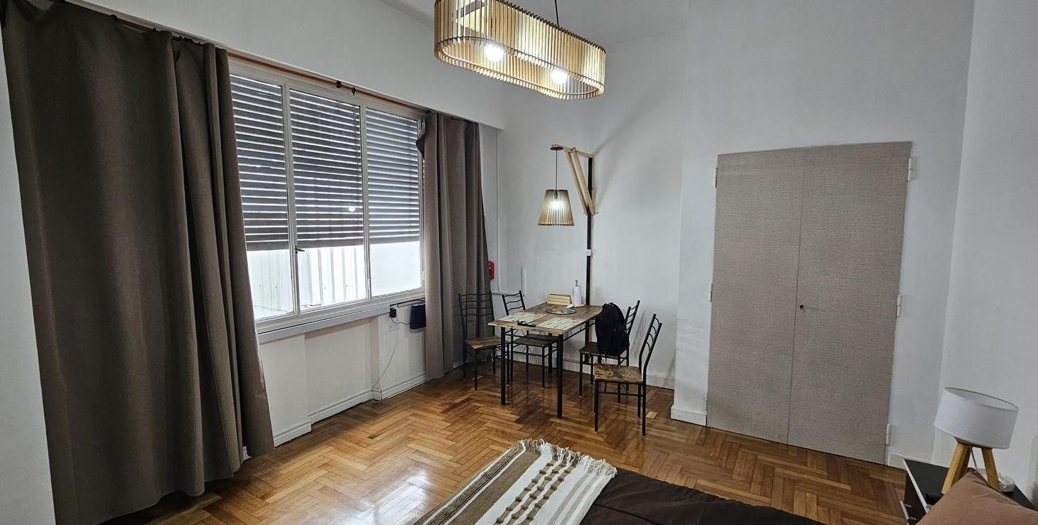 Foto de Maipu 400 piso 3ro - Monoambiente Apto Profesional, imagen 2