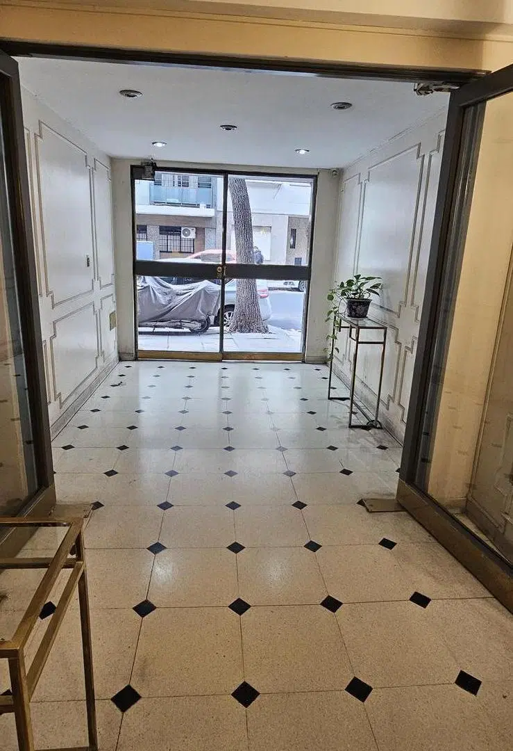 Billinghurst 1700 piso 1ro - 4 amb con balcón. 2