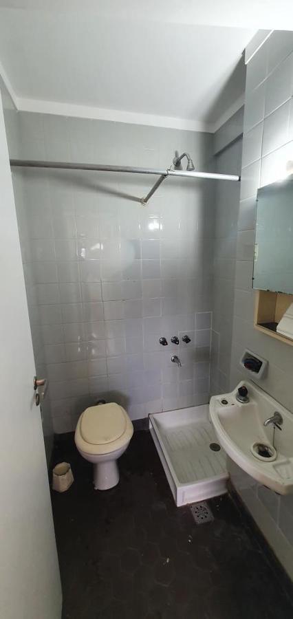 Foto de Av. Del Libertador 250 - 4 amb con COCHERA - Departamento - Retiro, imagen 4