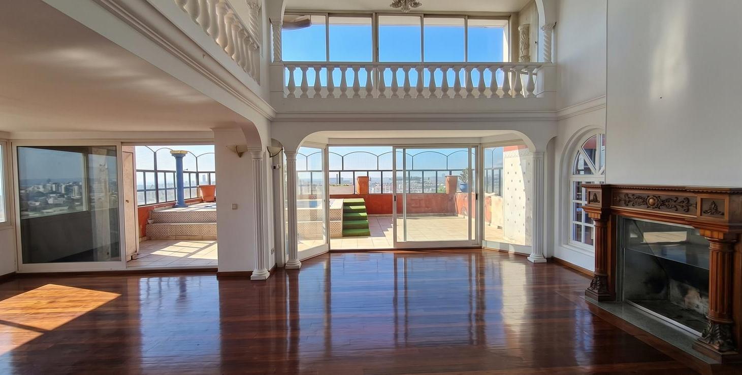 Foto de Ayacucho 2100 - Triplex - Pileta - Terraza, imagen 2