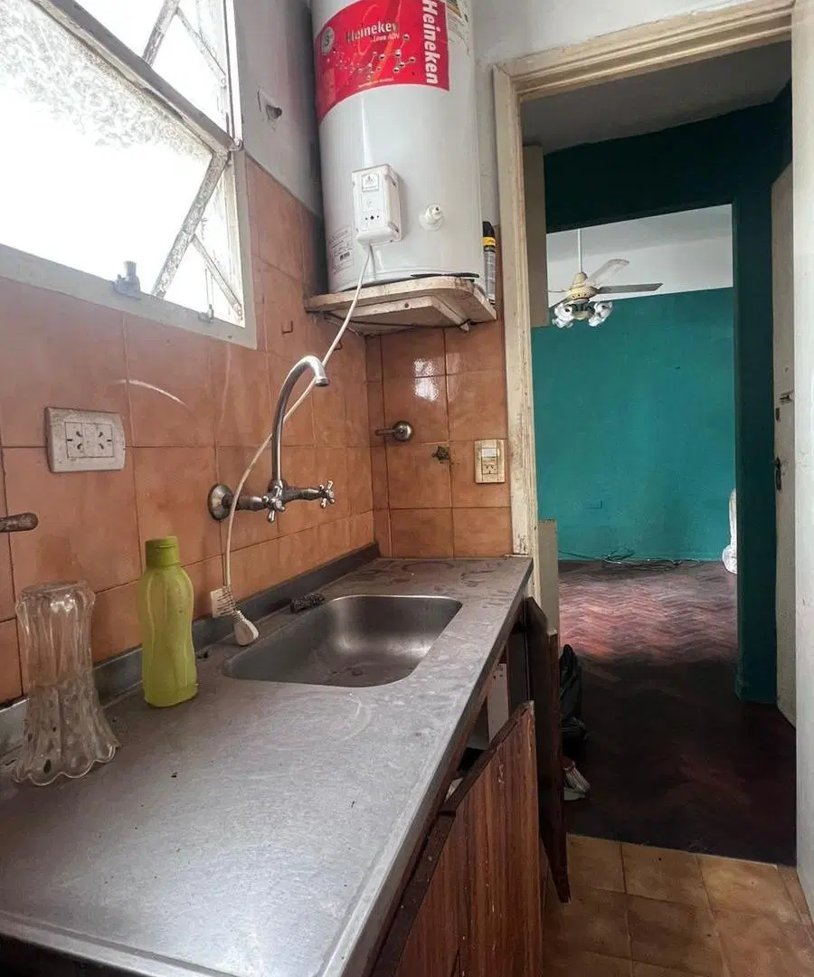 2 Ambientes En Caballito | Bajas Expensas | A Reciclar | Excelente Ubicacion 2