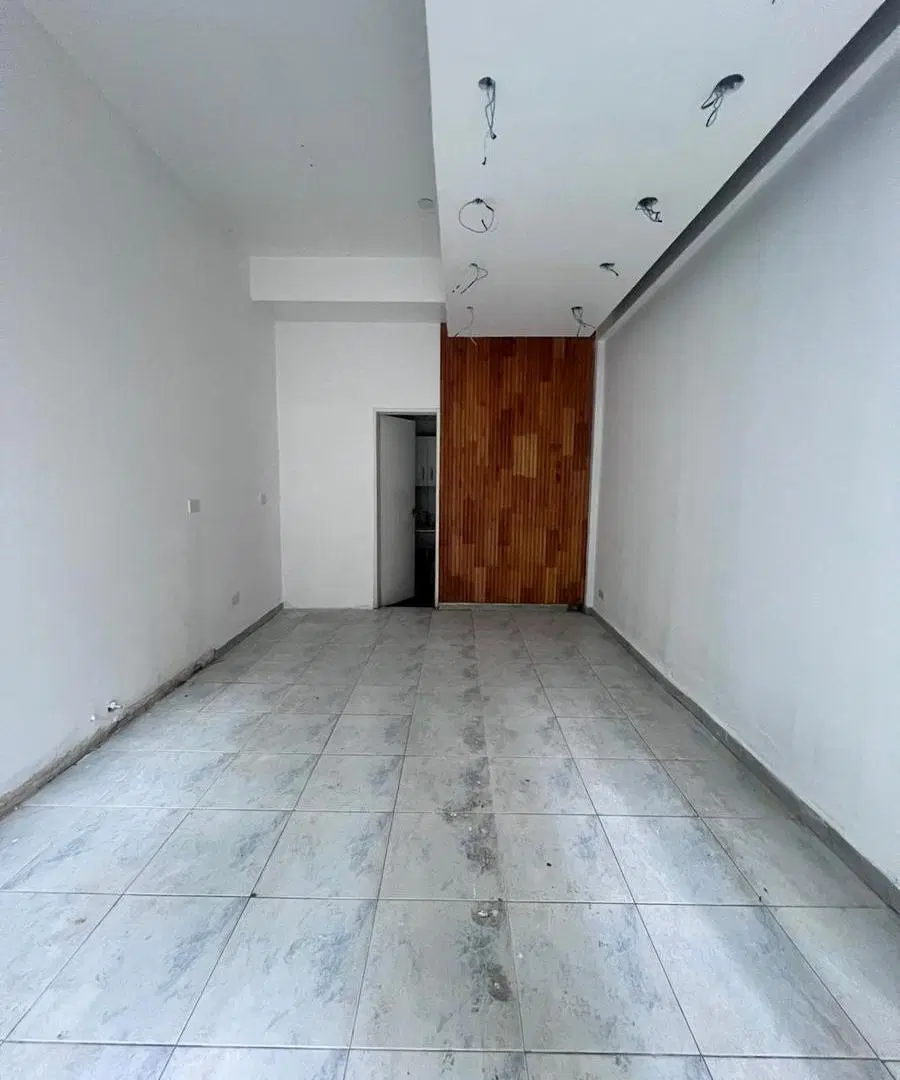 Local Comercial En Zona Estratégica | Vidriera + Aire | Listo Para Trabajar 2