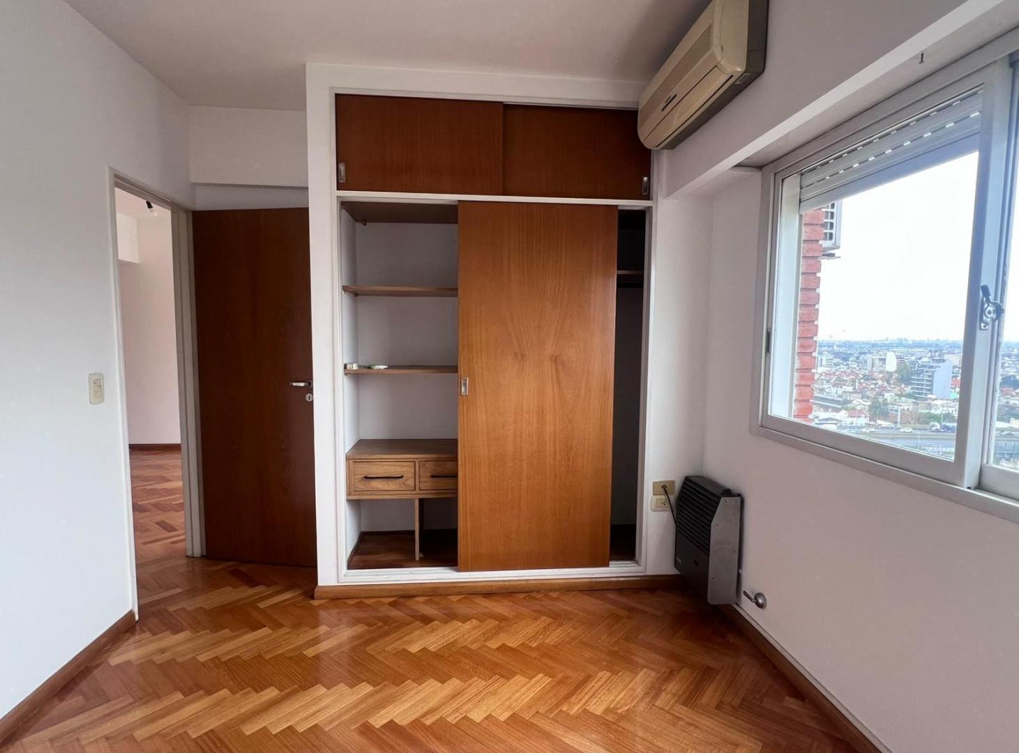 Foto de Super Luminoso 2 Ambientes Con Balcón - Excelente Estado, Excelente, imagen 5