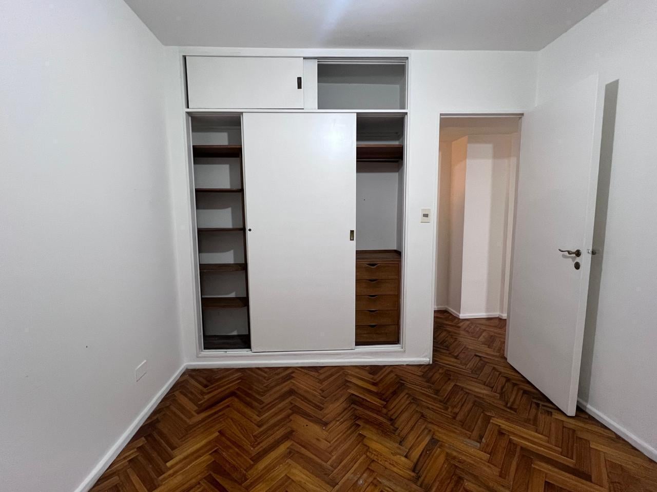 Foto de 2 AMBIENTES EN VENTA – EXCELENTE UBICACIÓN Y BAJAS EXPENSAS, imagen 2